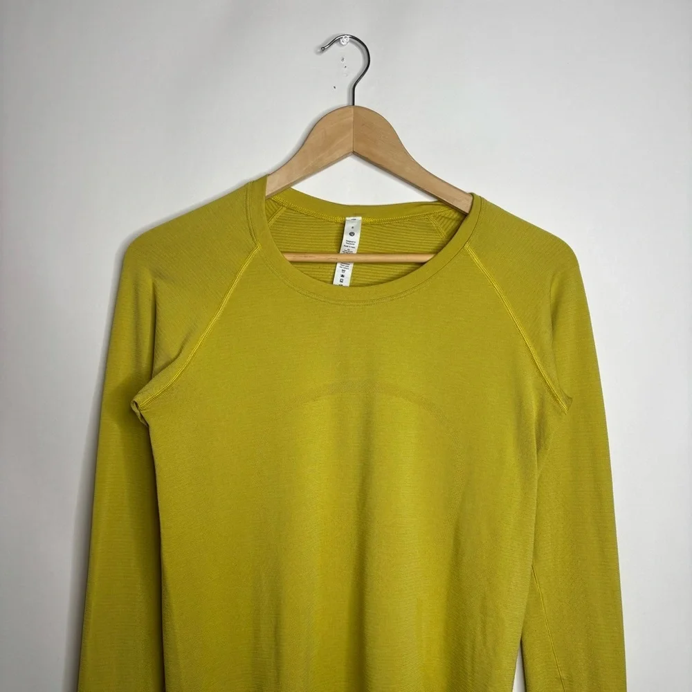 Lululemon Swiftly Tech Long Sleeve Crew size 8